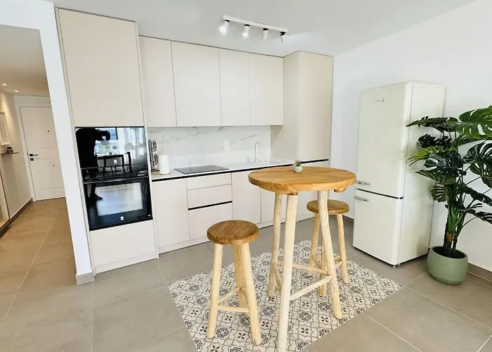 Poseidon -sea Views- Lägenhet Estepona